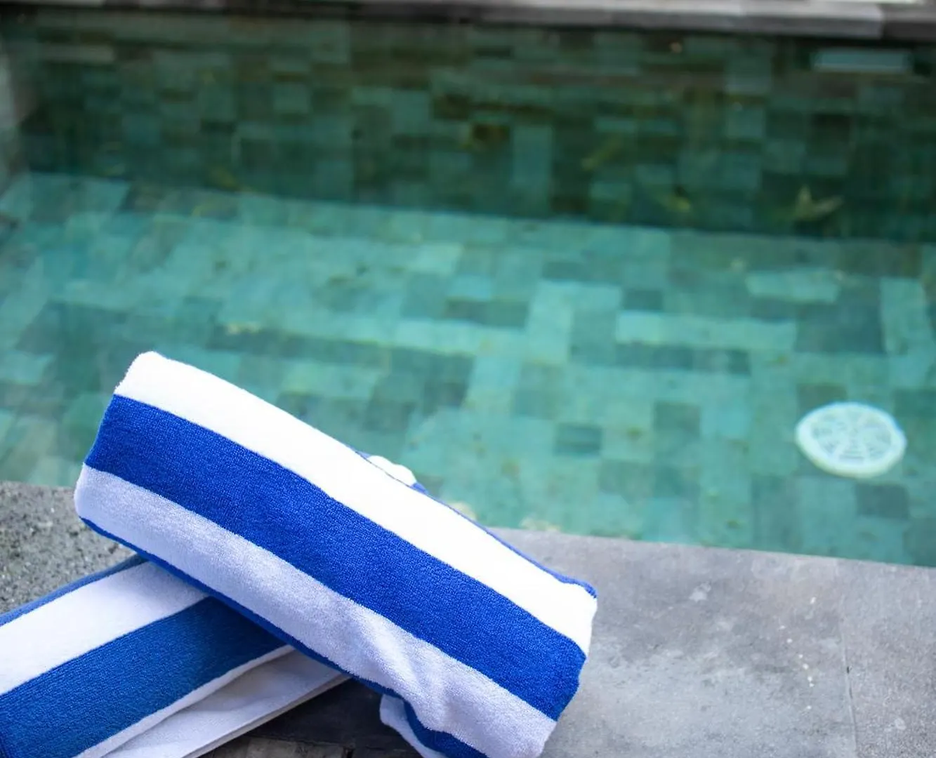 Villa Tropical Loft Steps Away From The Beach! Hidden Gem! Canggu